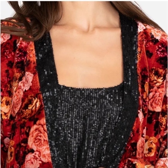 Johnny Was Red/ Black Billie Short Kimono Size Medium NWT - Picture 4 of 10
